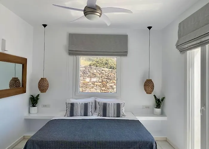 Artemis Sky * Antiparos