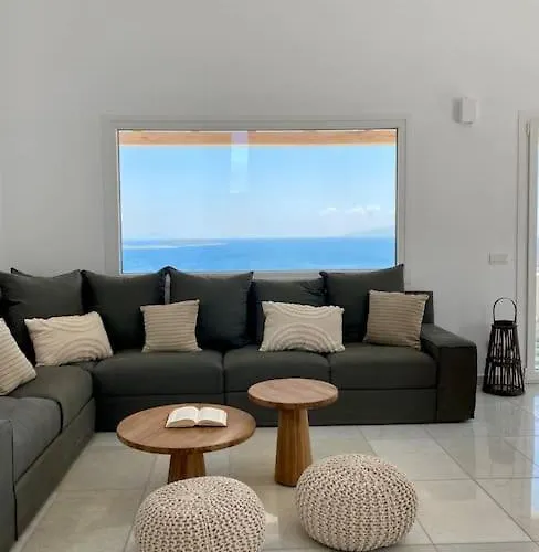 Artemis Sky * Antiparos