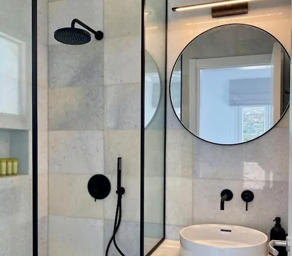 Artemis Sky * Antíparos